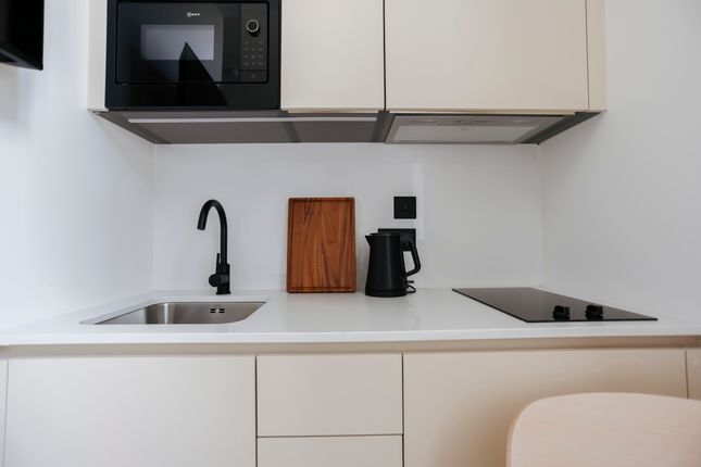 56-60 Weymouth Street, London photo 4