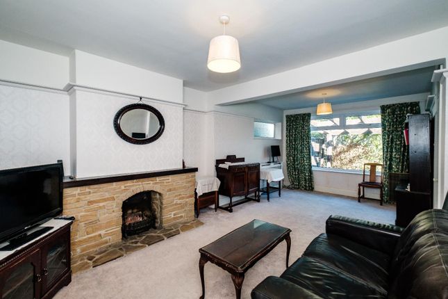 12, Western Close, Lancing photo 3
