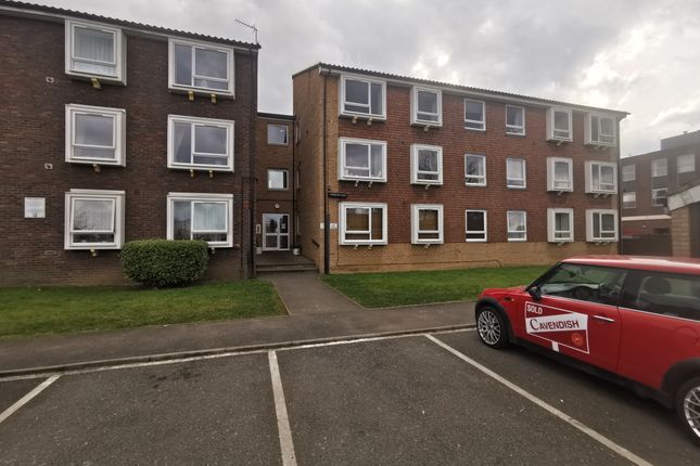 Thumbnail Flat for sale in Station Approach, Cheam