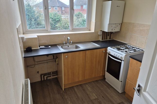 211, Cedar Road photo 3