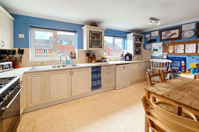 87, Norfolk Road, West Sussex photo 2
