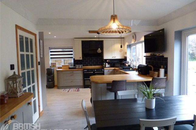 12, Dening Close, Somerset photo 3