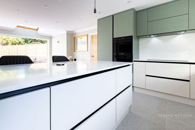 Oaklands, Cowick Court, Exeter photo 4