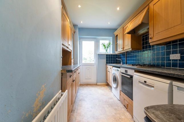 139, Fold Croft, Harlow photo 4