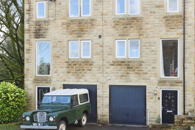 Terraced house for sale in Holden View, Oakworth, Keighley