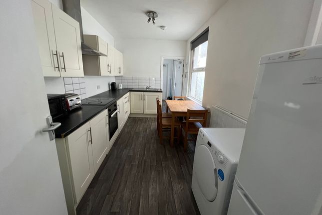 Thumbnail Terraced house to rent in St. Helens Road, Swansea