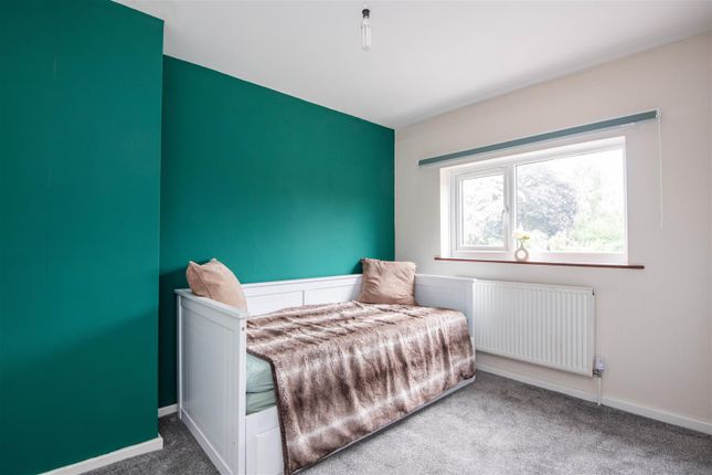 107, Preston Road, Chorley photo 4