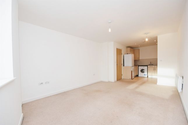 Flat 53, Wells Crescent, Viaduct Road, Chelmsford photo 3