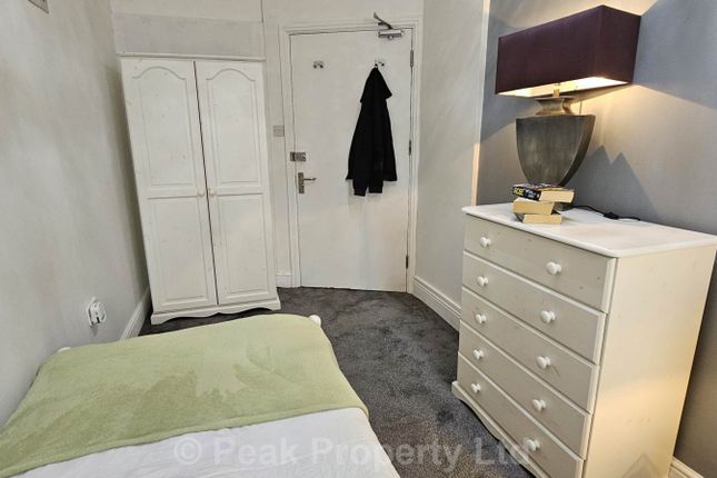 Room 20, St. Vincents Road, Westcliff On Sea photo 2