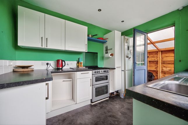 10, Wishingtree Close, St. Leonards-on-sea photo 4