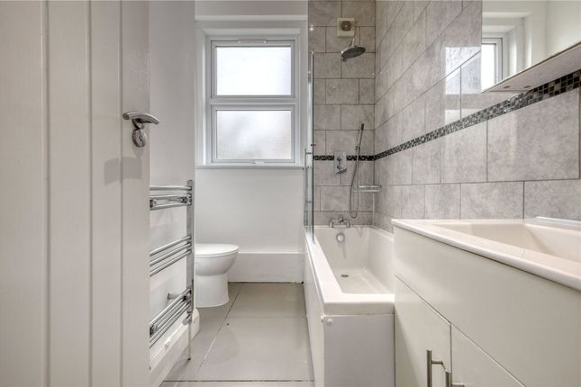 118 Langthorne Road, London photo 4