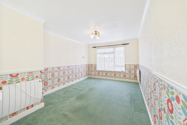 21, Pixie Dell, Braunton photo 2