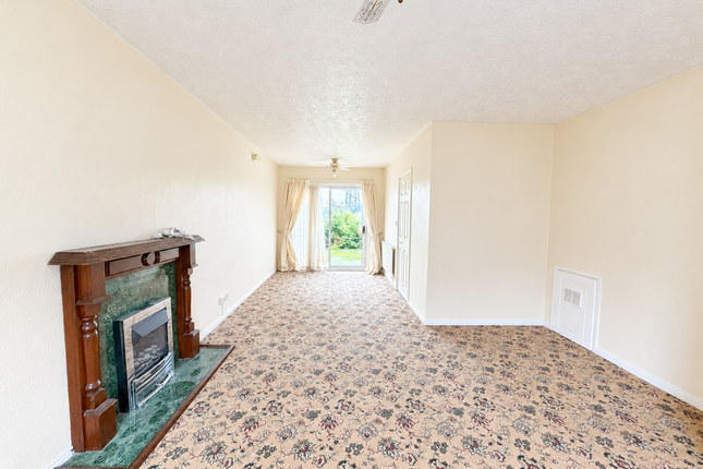 7 Brookside Close, Pontypridd photo 2