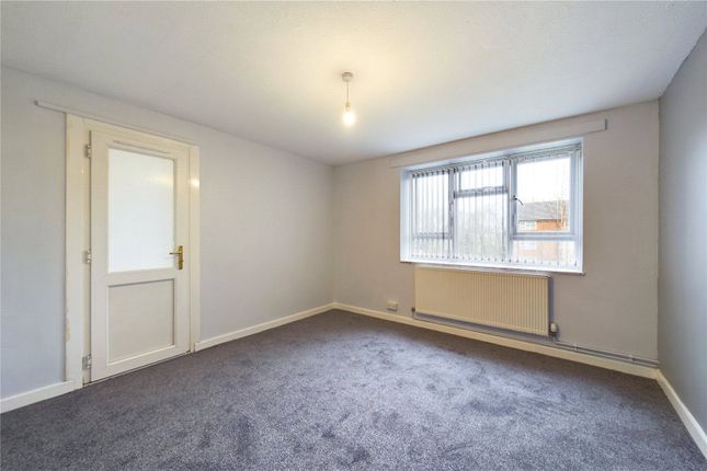 MARKETING CARD, 16, Hunters Hill, Reading photo 4