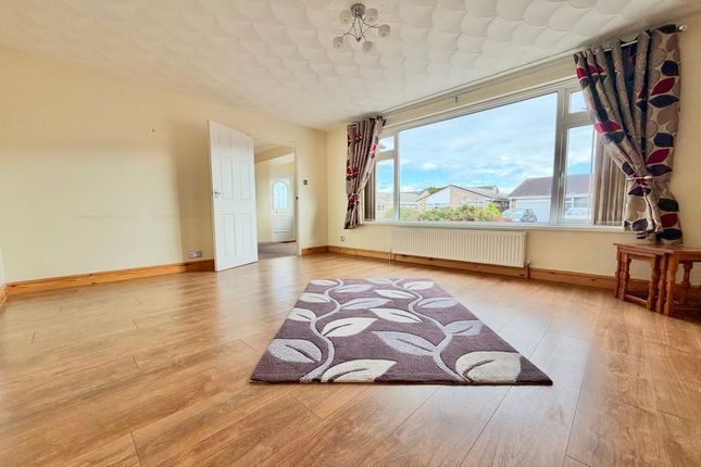 8, Sandpiper Drive, Weston-Super-Mare photo 3