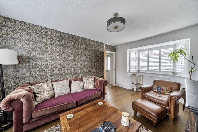 Cavalry Crescent, Windsor photo 4