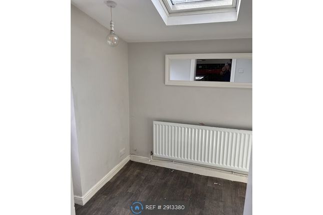 Windsor Road, Droylsden, Manchester photo 3