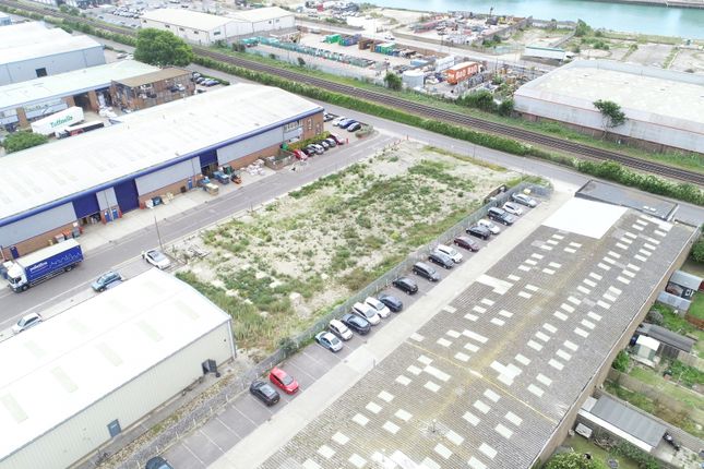 Thumbnail Industrial to let in Dolphin Way, Dolphin Road, Shoreham