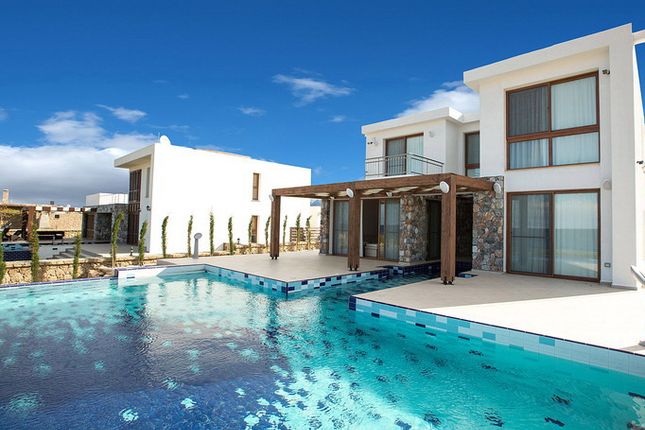 Thumbnail Villa for sale in 3 &amp; 4 Bedroom Exclusive Seafront Villas + Private Bay + Infinity, Tatlisu, Cyprus