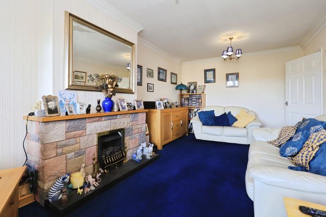 19, Golden Acres, Bridgnorth photo 3