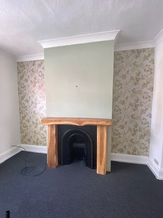 16, Taunton photo 3