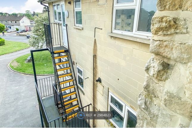 Winters Court, Kings Avenue, Corsham photo 2