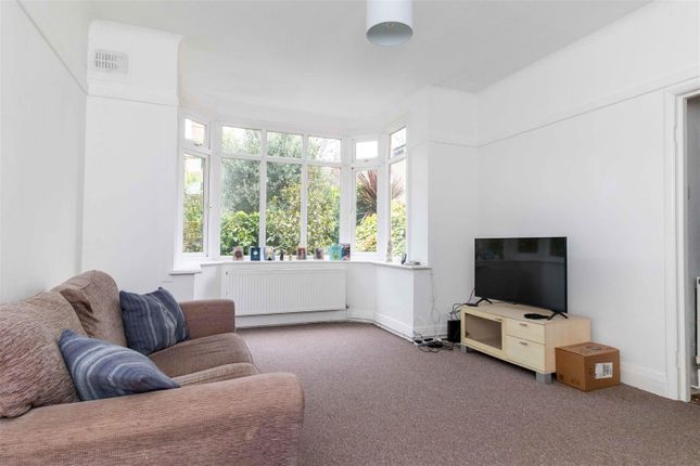 Flat 2, 136, Heene Road, Worthing photo 4