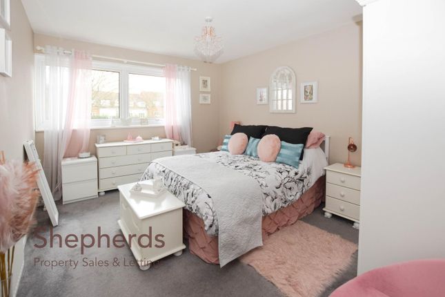 Terraced house for sale in Wheatcroft, Cheshunt, Waltham Cross