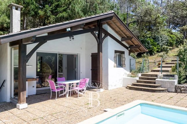 Detached house for sale in Hossegor, 40150, France
