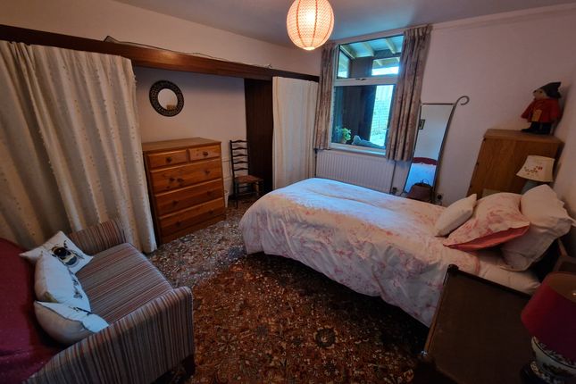40a, Yeovil photo 3