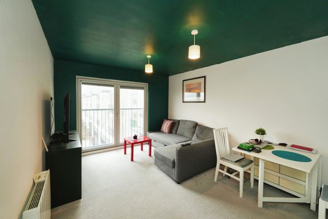 Flat 51, The Square, Long Down Avenue, Bristol photo 3