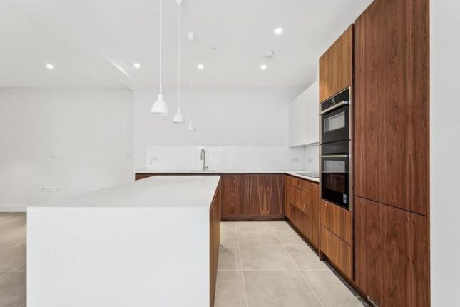 47 Huntsworth 1 30.10.Png