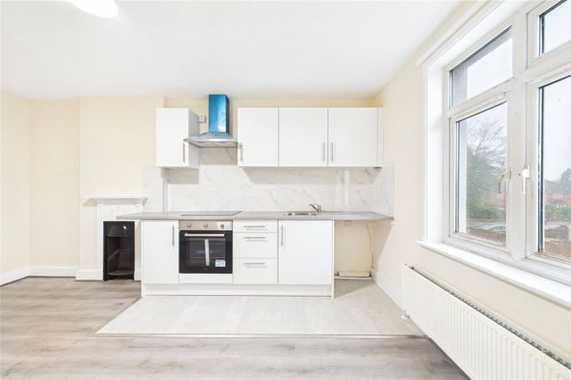 MARKETING CARD Flat 7,, Newbury House, Newbury photo 3