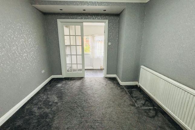58, Penbury Road, Southall photo 4