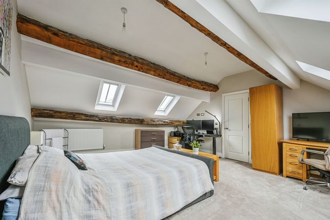 Town house for sale in Beatrice Court, Lichfield