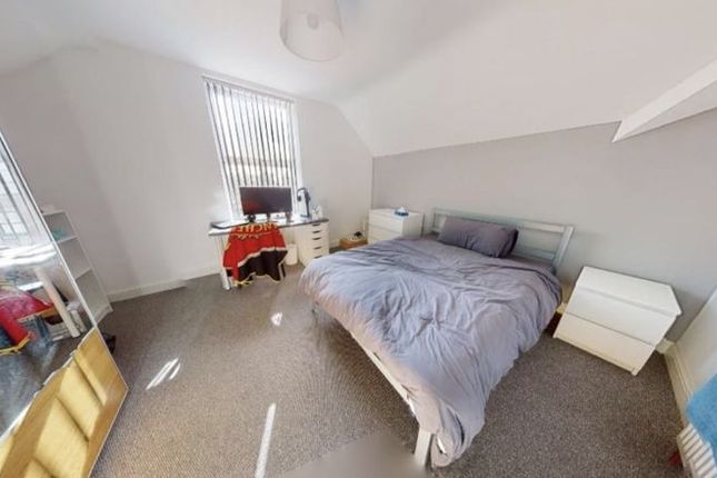 Detached house to rent in Beeston Road, Dunkirk, Nottingham