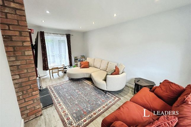 5, Hart Avenue, Nottingham photo 3