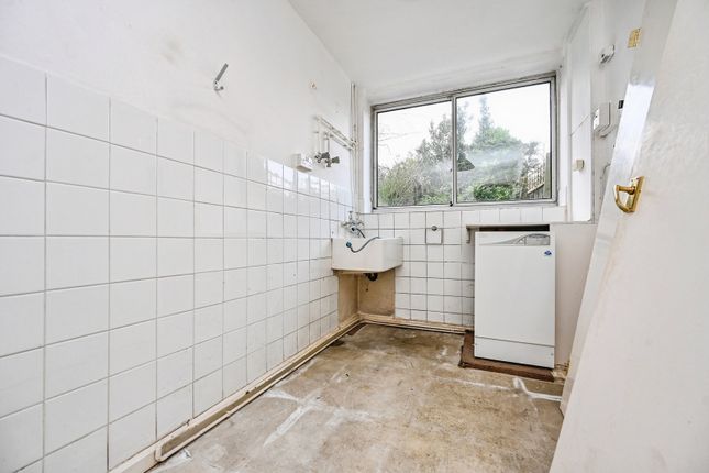 10, Handley Court, Merseyside photo 4