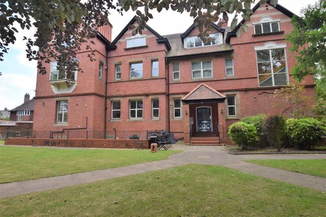 Thumbnail Flat to rent in Holme Road, Didsbury, Manchester
