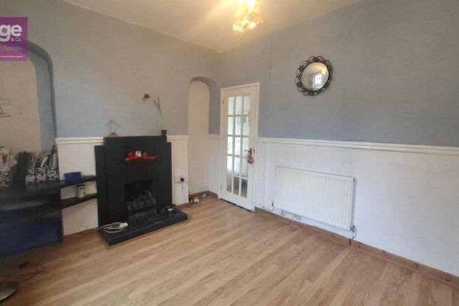 48, Commercial Street, Newport photo 4