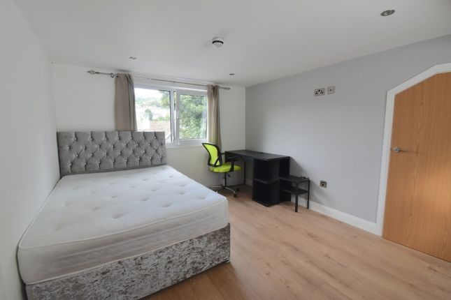Shared accommodation to rent in Lawn Terrace, Treforest, Pontypridd
