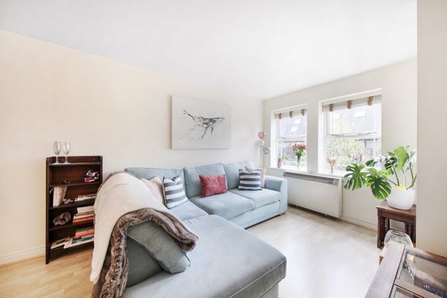 Flat for sale in Stott Close, Wandsworth, London