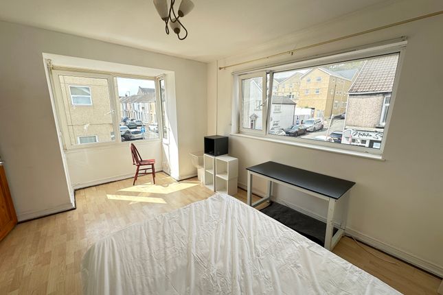 79B, Oxford Street, Swansea photo 2