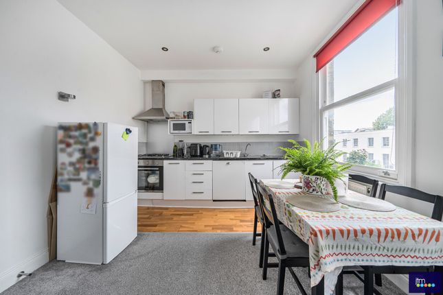 Flat C, 664, Holloway Road, London photo 4