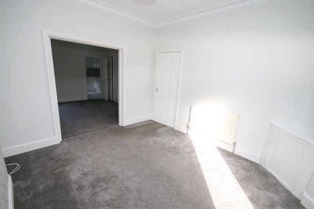 21, Richmond Grove, Monton photo 4