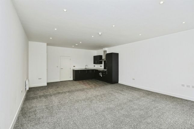 Apt 3, 4 Chapelgate, Retford, Retford photo 3