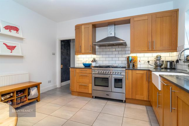 23, Bells Hill, Barnet photo 4