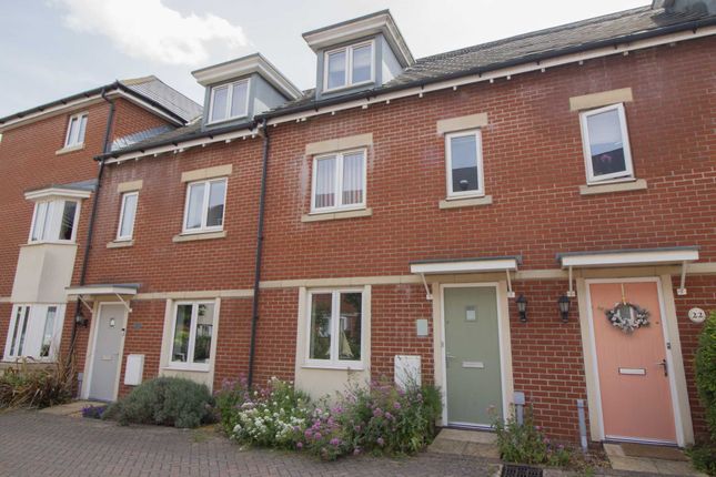 Town house for sale in Great Western Street, Frome