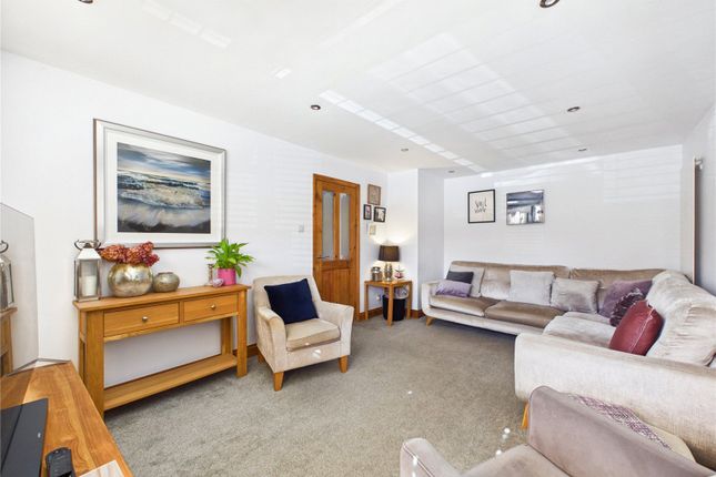 4, Ransome Close, Ipswich photo 3