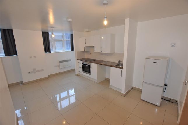 Lounge/Kitchen